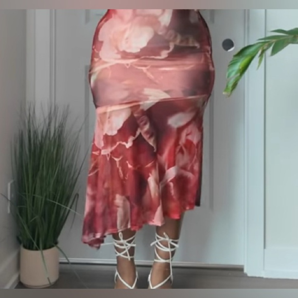 FASHION NOVA | Asymmetrical Skirt - Picture 5 of 7